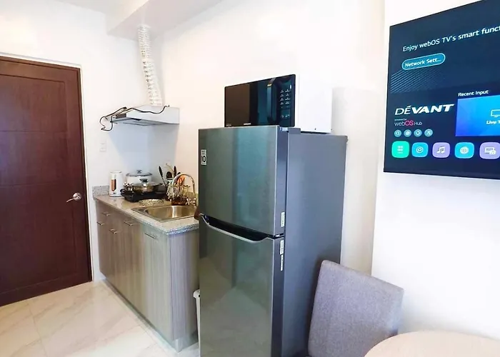 New In City, Fast Wifi, Free Gym & Pool